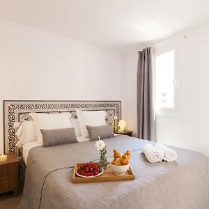 Apartment Aspasios Charming Flats Spain