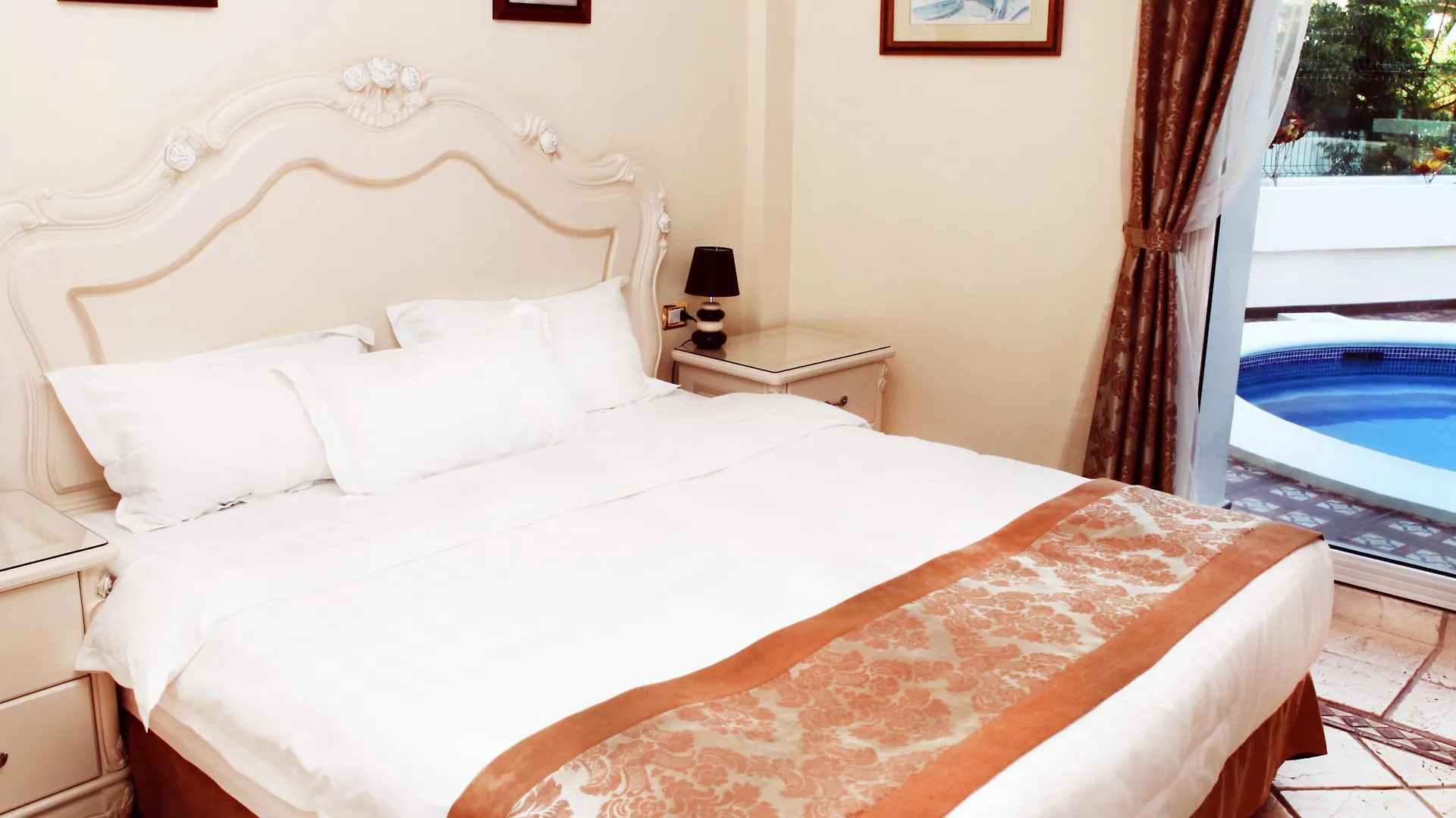 Flamingo Suites Boutique Hotel Costa Adeje  España