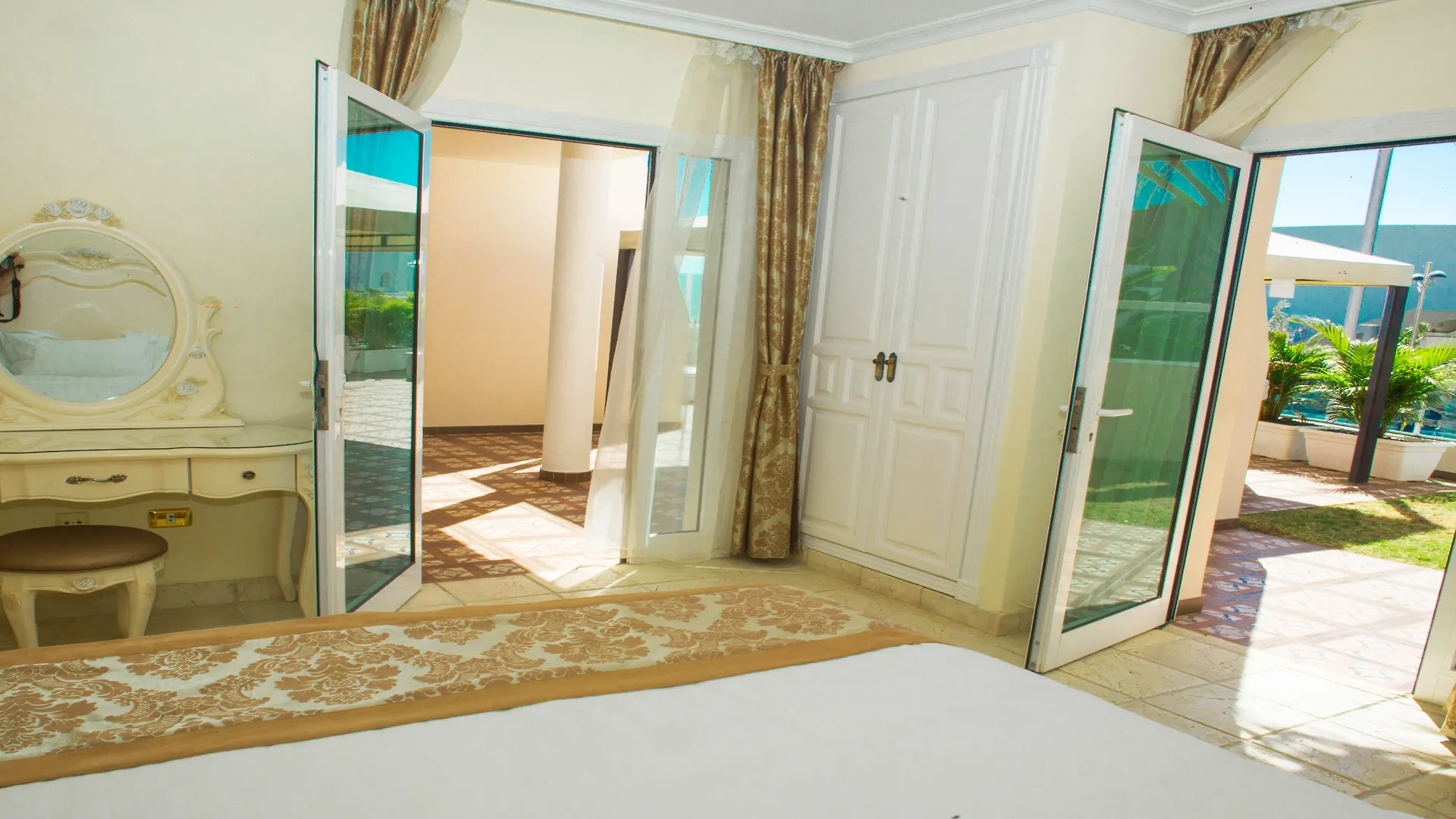Flamingo Suites Boutique Hotel Costa Adeje  4*, Costa Adeje (Tenerife) Espagne